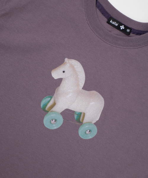 kaifai(カイファイ)の「ミルクポニー 半袖Tシャツ (ダスティプラム) K26QB229(Tシャツ/カットソー・レディース・その他・MEDIUM/LARGE)」の2枚目の写真