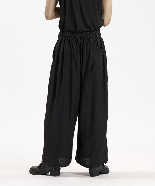 NO ID.（ノーアイディ）の「【NO ID.】2 Tuck Easy Baggy Trousers / 2タック イージー バギー トラウザーズ（その他パンツ・メンズ・グレー/ブラック/ブルーグレー・2/1）」の8枚目の写真