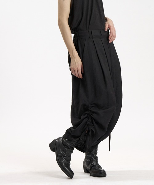 NO ID.（ノーアイディ）の「【NO ID.】2 Tuck Easy Baggy Trousers / 2タック イージー バギー トラウザーズ（その他パンツ・メンズ・グレー/ブラック/ブルーグレー・2/1）」の10枚目の写真