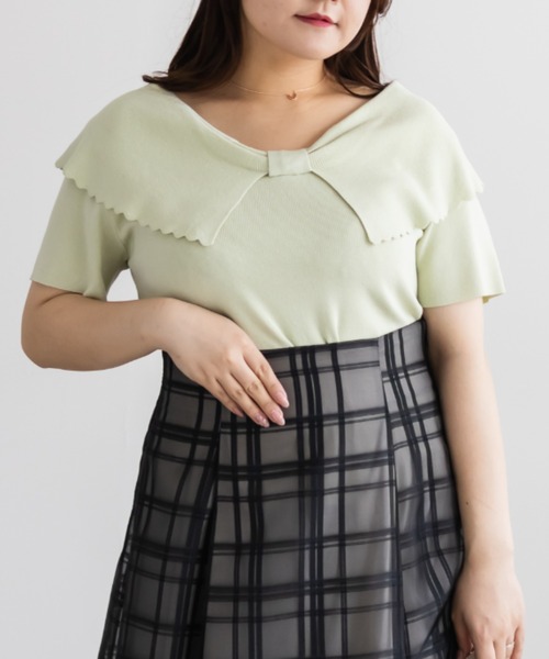CLETTE(クレット)の「CLETTEオリジナルスカラップリボンカラーニット(ニット/セーター・レディース・アイボリー/グリーン/ブラウン・LL/4L/3L)」の1枚目の写真