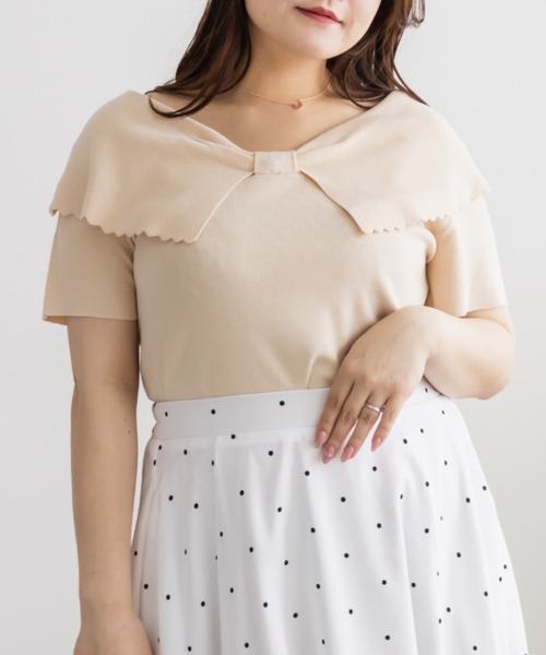 CLETTE(クレット)の「CLETTEオリジナルスカラップリボンカラーニット(ニット/セーター・レディース・アイボリー/グリーン/ブラウン・LL/4L/3L)」の4枚目の写真