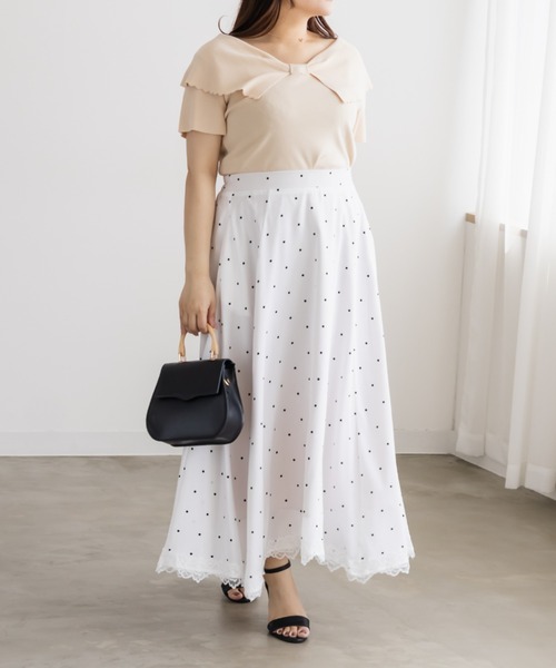 CLETTE(クレット)の「CLETTEオリジナルスカラップリボンカラーニット(ニット/セーター・レディース・アイボリー/グリーン/ブラウン・LL/4L/3L)」の6枚目の写真