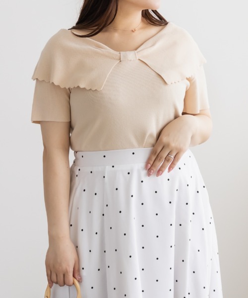CLETTE(クレット)の「CLETTEオリジナルスカラップリボンカラーニット(ニット/セーター・レディース・アイボリー/グリーン/ブラウン・LL/4L/3L)」の5枚目の写真