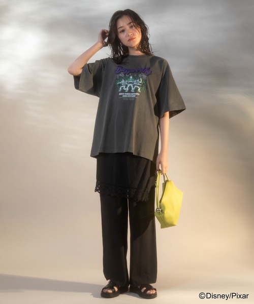 Green Parks(グリーンパークス)の「トイストーリー/ヴィンテージ風Tシャツ(Tシャツ/カットソー・レディース・チャコールグレー/レッド・FREE)」の4枚目の写真