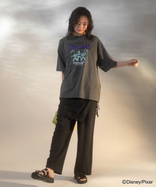 Green Parks(グリーンパークス)の「トイストーリー/ヴィンテージ風Tシャツ(Tシャツ/カットソー・レディース・チャコールグレー/レッド・FREE)」の5枚目の写真