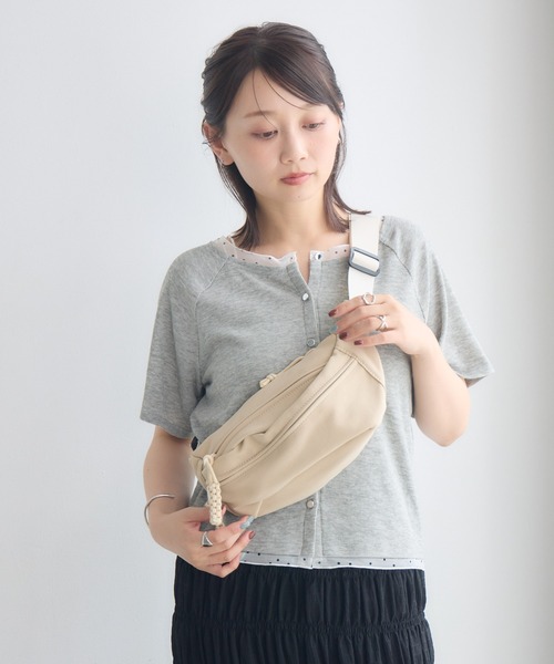 RETRO GIRL(レトロガール)の「ウエストポーチ(ショルダーバッグ・レディース・ブラック/ベージュ/レッド・ONE SIZE)」の21枚目の写真