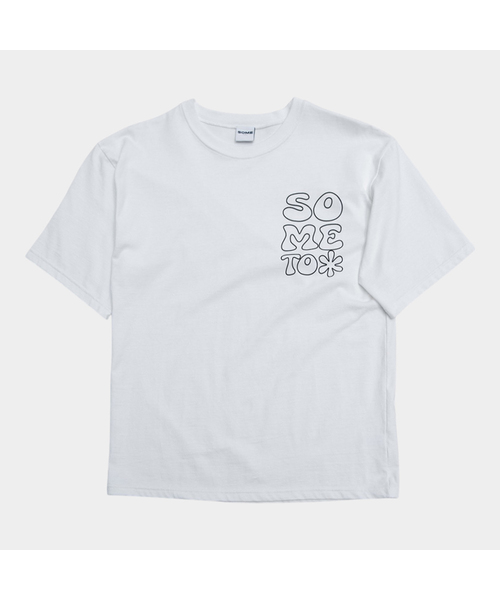 SOMEPLACE MAN(サムプレイス・マン)の「ベーシックフラワーグラフィックオーバーサイズソフトラウンドネック半袖Tシャツ_2COLOR(Tシャツ/カットソー・メンズ・ホワイト/ブラック・FREE)」の1枚目の写真