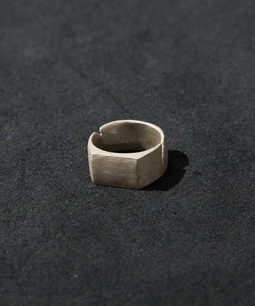 gifthand(ギフトハンド)の「【gifthand/ギフトハンド】Sv signet s ring(normal)(リング・メンズ・シルバー・17号/19号)」の1枚目の写真
