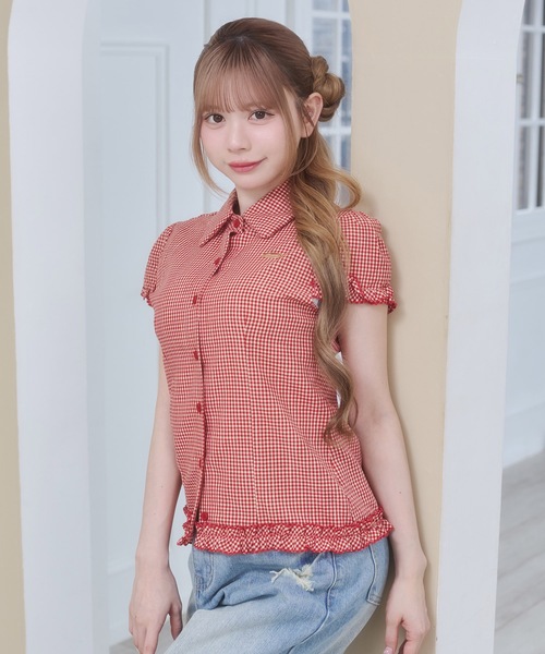 Rmine(アールマイン)の「フリル スリーブ ギンガムチェック シャツ トップス(半袖)(シャツ/ブラウス・レディース・ブラック/ブルー/レッド・FREE)」の14枚目の写真