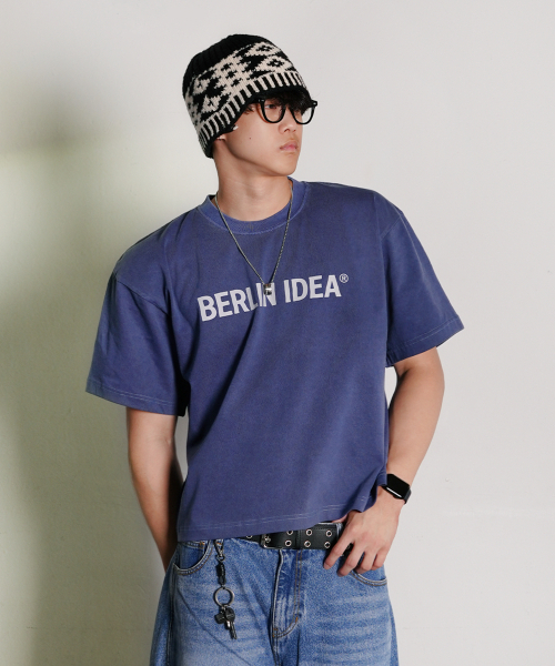 THE MILE(ザマイル)の「ベルリンアイデアガーメンツクロップクルーネック_PIGMENT BLUE(Tシャツ/カットソー・メンズ・その他・SMALL/MEDIUM/LARGE/X-LARGE)」の1枚目の写真