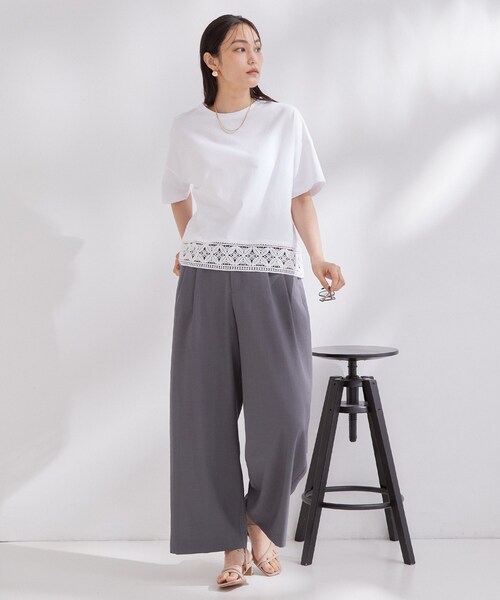 OPAQUE.CLIP(オペークドットクリップ)の「裾レースカットソー【洗濯機OK】(Tシャツ/カットソー・レディース・ブラック/ホワイト・42/40/38)」の4枚目の写真