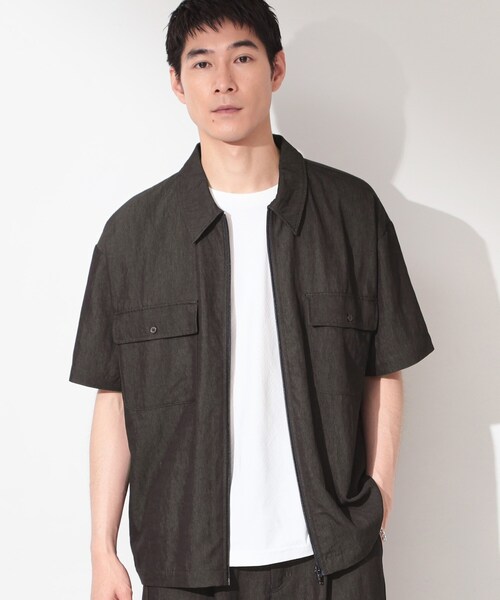 THE SHOP TK (ザ ショップ ティーケー )の「【セットアップ可/洗濯機OK】アソート ジップ半袖シャツ(シャツ/ブラウス・メンズ・ブルー系その他3/ネイビー/ブラック・03/02)」の1枚目の写真