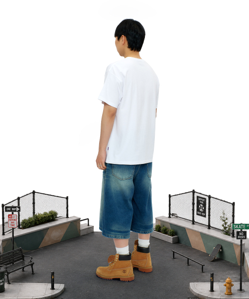 LAUGHER(ラファー)の「プラスチックヒューマンTシャツ - ホワイト(Tシャツ/カットソー・レディース・ホワイト・MEDIUM/LARGE/X-LARGE)」の15枚目の写真