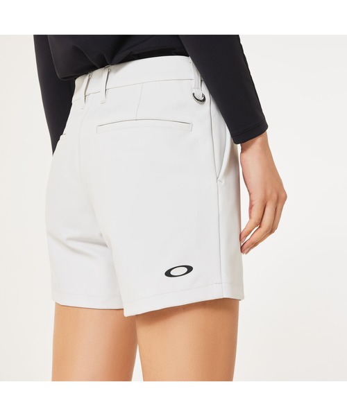 OAKLEY（オークリー）の「オークリー ELEVATE INSPRING CULOTTE 3.0 キュロット/ 撥水/ ゴルフウィメンズ/OAKLEY（その他パンツ・レディース・ホワイト×ブラック・XS/S/M/L）」の4枚目の写真