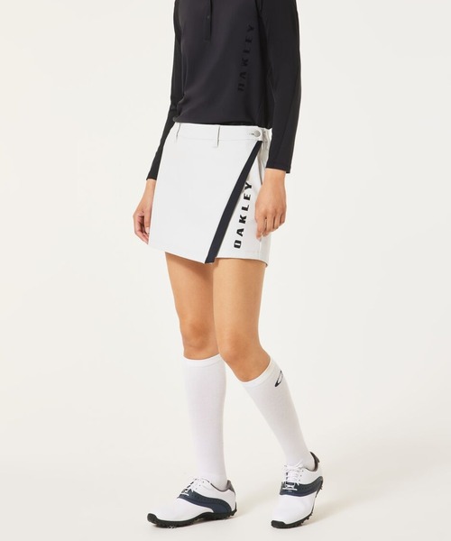 OAKLEY（オークリー）の「オークリー ELEVATE INSPRING CULOTTE 3.0 キュロット/ 撥水/ ゴルフウィメンズ/OAKLEY（その他パンツ・レディース・ホワイト×ブラック・XS/S/M/L）」の3枚目の写真