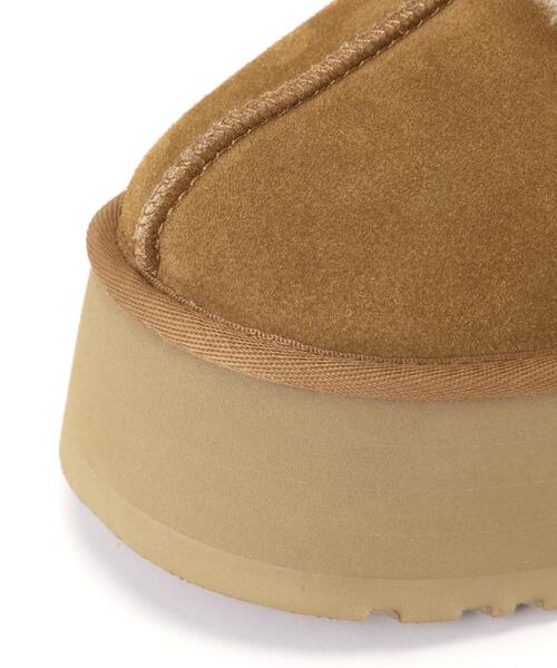 UGG(アグ)の「UGG(アグ)Funkette/1113474(ブーツ・レディース・ベージュ/ブラック・6/8/7)」の5枚目の写真