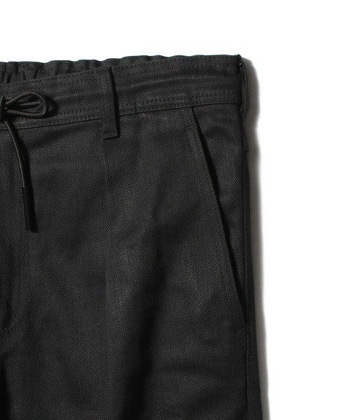 onegravity(ワングラビティ)の「onegravity / コンパクトヤーン ブラックデニムスラックス(デニムパンツ・メンズ・ブラック・SMALL/MEDIUM/LARGE/X-LARGE)」の9枚目の写真