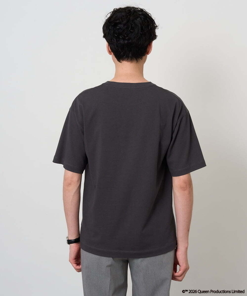 a.v.v(アーヴェヴェ)の「【接触冷感】QUEEN プリントカットソー(Tシャツ/カットソー・メンズ・チャコールグレー/ダークインディゴブルー/レッド・48/46)」の22枚目の写真