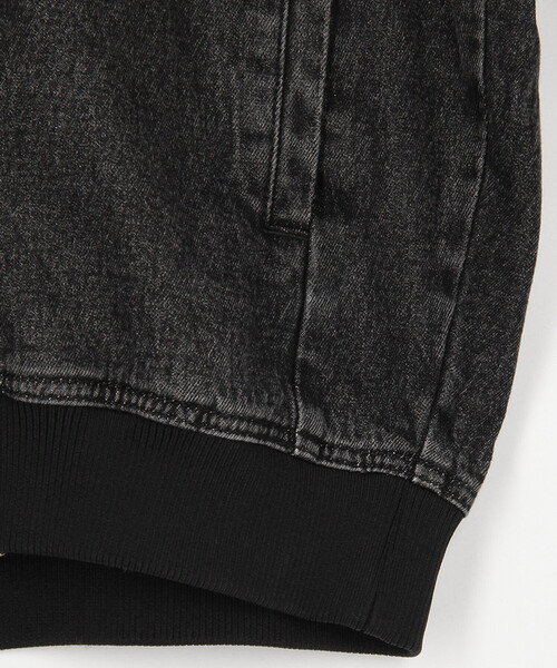 adidas(アディダス)の「adidas/アディダス SST ADICOLOR DENIM TRACKTOP/SSTアディカラーデニムトラックトップ(ジャージ・レディース・ブラック・MEDIUM/SMALL)」の6枚目の写真
