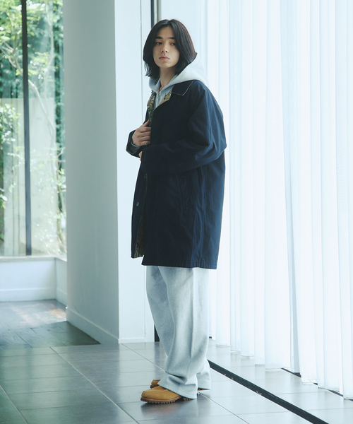 JOURNAL STANDARD（ジャーナルスタンダード）の「カモ柄 リバーシブル バルカラー コート（ステンカラーコート・メンズ・ベージュ・MEDIUM/LARGE）」の12枚目の写真