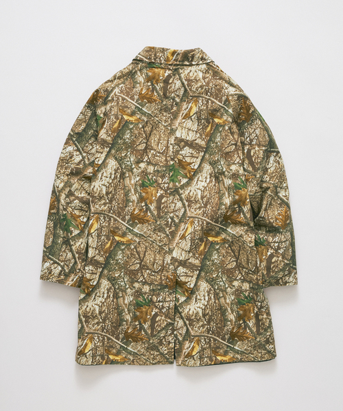JOURNAL STANDARD（ジャーナルスタンダード）の「カモ柄 リバーシブル バルカラー コート（ステンカラーコート・メンズ・ベージュ・MEDIUM/LARGE）」の21枚目の写真