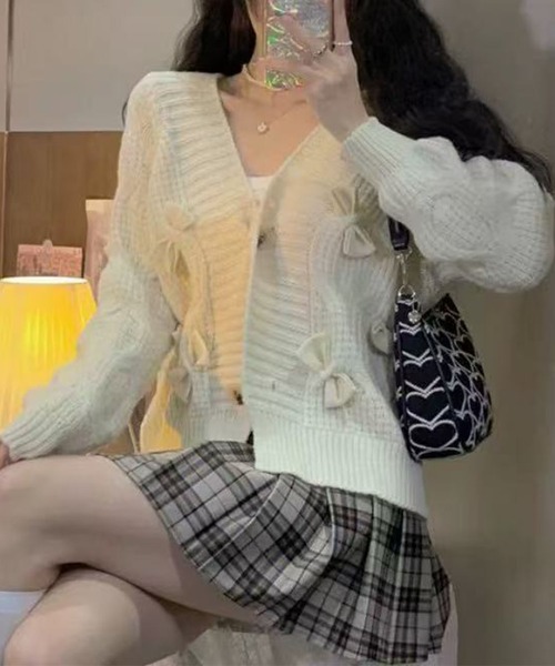 GLAMOROUS JANE(グラマラスジェーン)の「リボンモチーフニットカーディガン(カーディガン/ボレロ・レディース・ホワイト/ピンク/ブラック・FREE)」の16枚目の写真