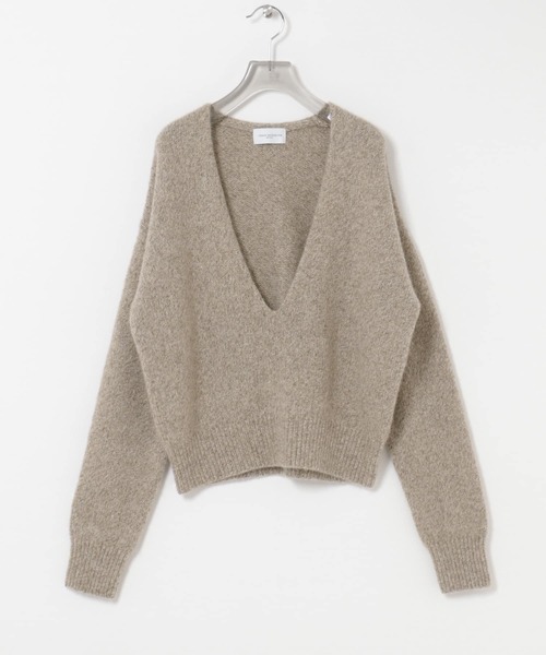 URBAN RESEARCH(アーバンリサーチ)の「new basic CASHMERE SILK DEEP V-NECK KNIT(ニット/セーター・レディース・ブルー/ベージュ・FREE)」の5枚目の写真