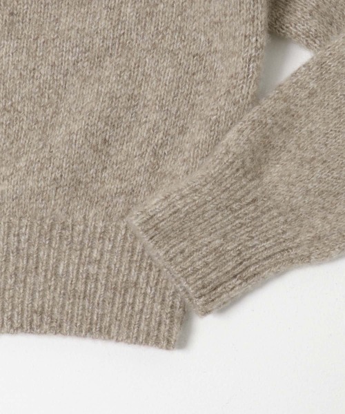 URBAN RESEARCH(アーバンリサーチ)の「new basic CASHMERE SILK DEEP V-NECK KNIT(ニット/セーター・レディース・ブルー/ベージュ・FREE)」の7枚目の写真