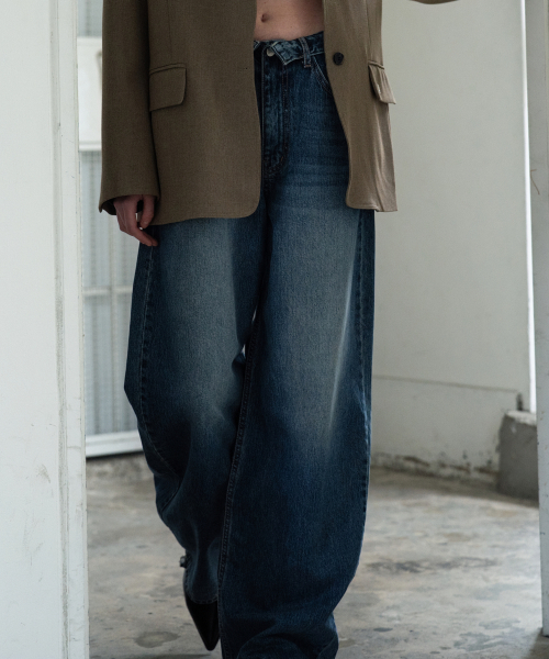 WAARFORWOMAN(ワール・フォー・ウーマン)の「W1161 ターンオーバーワイドパンツ_ディープブルー(デニムパンツ・レディース・その他・SMALL/MEDIUM/LARGE)」の4枚目の写真