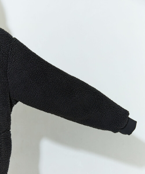 FREAK'S STORE(フリークスストア)の「限定展開 KELTY × FREAK'S STORE/ケルティ 別注 ボア フーディー ミドル コート(その他アウター・レディース・ブラック/ナチュラル/オリーブ・フリ-)」の9枚目の写真