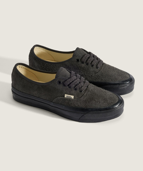 VANS(バンズ)の「VANS / ヴァンズ PREMIUM オーセンティック ヘアリースエード(スニーカー・メンズ・ブラック系その他・28cm/27cm/26cm)」の4枚目の写真