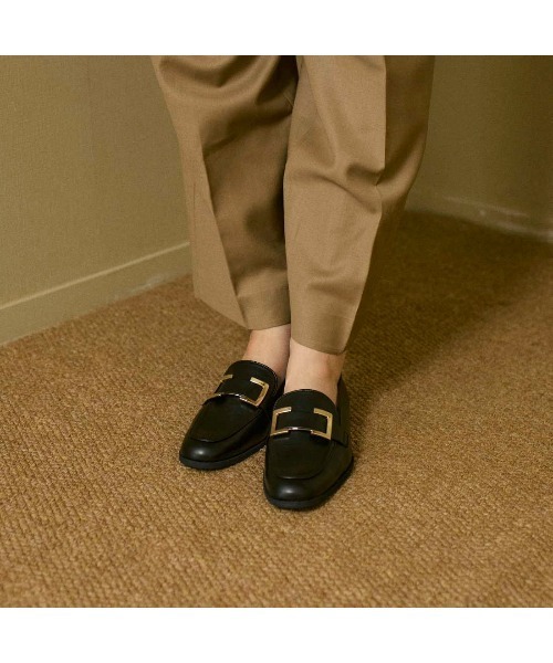 carino(カリーノ)の「【レイン対応】バックルソフトスクエアトゥローファー(ローファー・レディース・ブラック/デザートカモ/グレイッシュベージュ・23.5cm/23cm/24.5cm/24cm/22.5cm)」の18枚目の写真