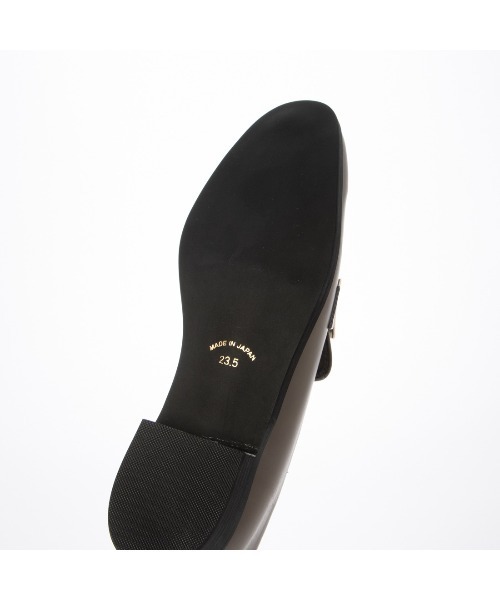 carino(カリーノ)の「【レイン対応】バックルソフトスクエアトゥローファー(ローファー・レディース・ブラック/デザートカモ/グレイッシュベージュ・23.5cm/23cm/24.5cm/24cm/22.5cm)」の15枚目の写真