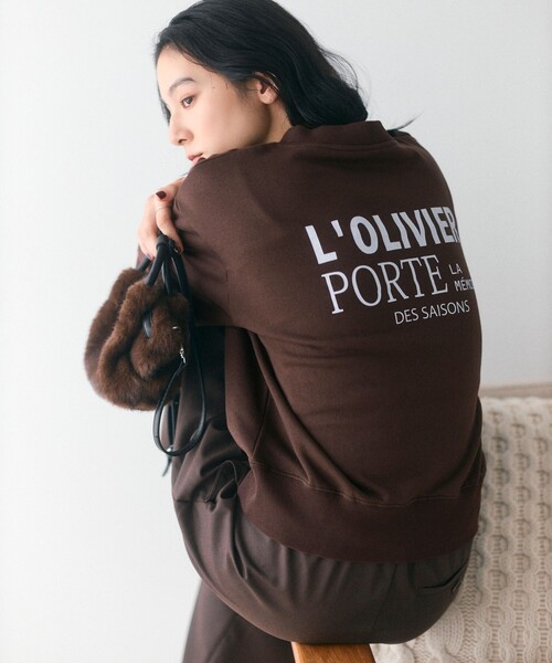Firsthand(ファーストハンド)の「Firsthand/ファーストハンド 限定展開 オーガニックコットン Vネック スウェット(スウェット・レディース・ブラウン/チャコールグレー/ナチュラル/ピンク・FREE)」の13枚目の写真