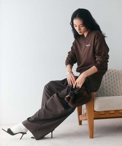 Firsthand(ファーストハンド)の「Firsthand/ファーストハンド 限定展開 オーガニックコットン Vネック スウェット(スウェット・レディース・ブラウン/チャコールグレー/ナチュラル/ピンク・FREE)」の19枚目の写真
