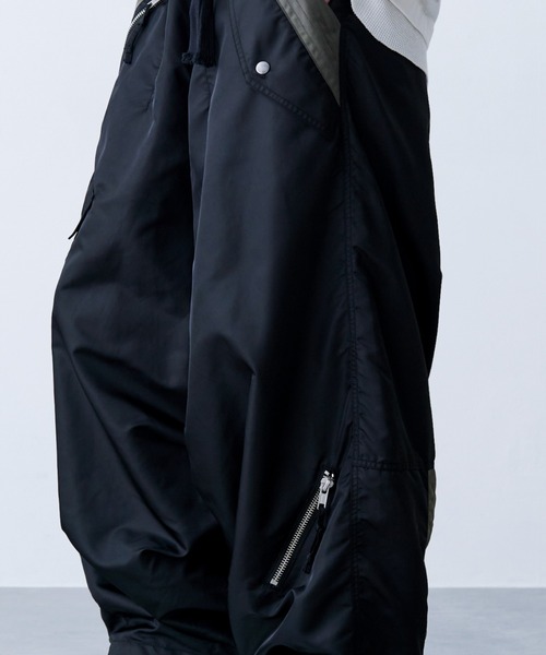 SeeSew(シーソー)の「【UNISEX】NYLON TOP GUN PANTS/ナイロントップガンパンツ(カーゴパンツ・メンズ・ブラック/オリーブ・M/L)」の14枚目の写真