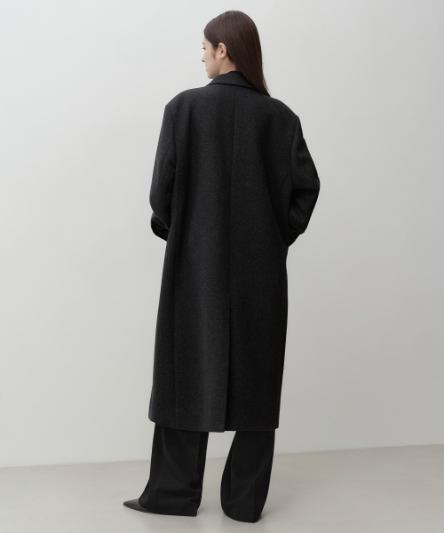 MUSINSA STANDARD WOMAN（ムシンサスタンダードウーマン）の「ウィメンズウールブレンドオーバーショルダーダブルコート[チャコールグレー]（チェスターコート・レディース・その他・LARGE/MEDIUM/SMALL/X-SMALL）」の4枚目の写真