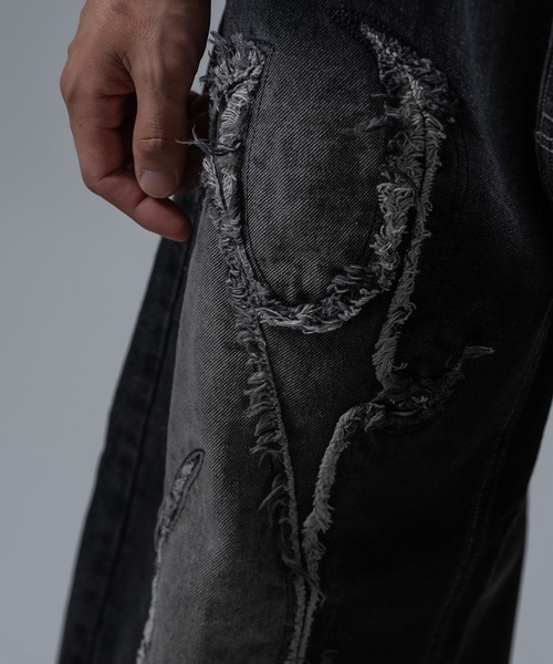 improves(インプローブス)の「ダメージモチーフ カーブデニムパンツ(デニムパンツ・メンズ・ブラック/ブラック系・LARGE/MEDIUM)」の14枚目の写真