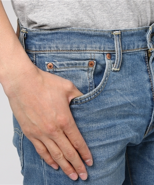Levi's(リーバイス)の「502(TM) レギュラーテーパードフィット インディゴブルー GREENVILLE/11.6oz(デニムパンツ・メンズ・インディゴブルー・W36 L32/W30 L32/W29 L32/W32 L32/W34 L32/W31 L32/W28 L32/W33 L32)」の9枚目の写真