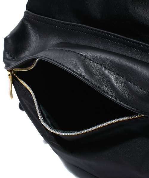 Orobianco（オロビアンコ）の「AGNO MOD[13]        リュック（バックパック/リュック・メンズ・ネイビー/ブラック・FREE）」の8枚目の写真