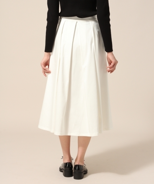 LOWRYS FARM（ローリーズファーム）の「ビッグポケットツキスカート　783095 （スカート・レディース・ベージュ/オフホワイト/グリーン・MEDIUM/LARGE）」の6枚目の写真