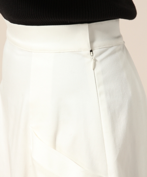 LOWRYS FARM（ローリーズファーム）の「ビッグポケットツキスカート　783095 （スカート・レディース・ベージュ/オフホワイト/グリーン・MEDIUM/LARGE）」の8枚目の写真