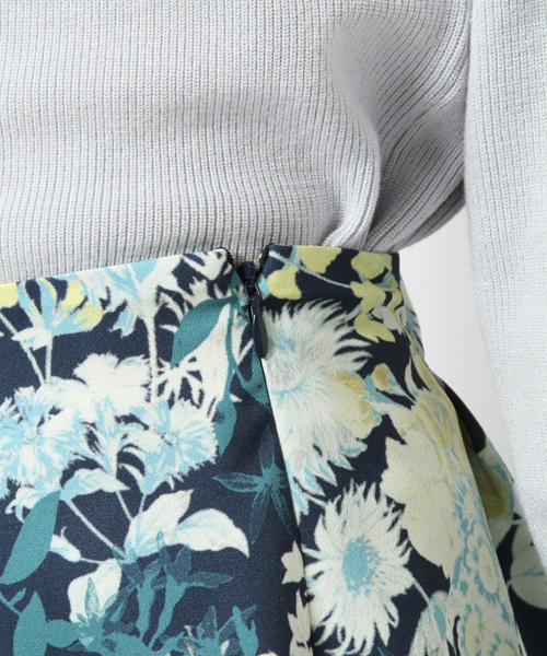 laboratory work（ラボラトリーワーク）の「花柄サーキュラースカート（スカート・レディース・ブルーグレー/ネイビー/イエロー系その他・MEDIUM）」の8枚目の写真