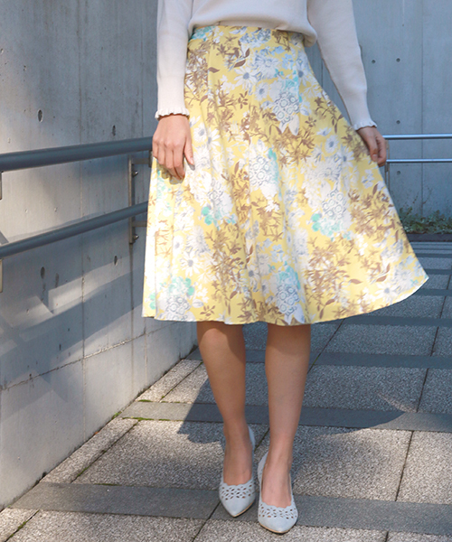 laboratory work（ラボラトリーワーク）の「花柄サーキュラースカート（スカート・レディース・ブルーグレー/ネイビー/イエロー系その他・MEDIUM）」の21枚目の写真
