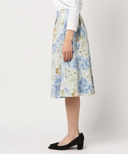 laboratory work（ラボラトリーワーク）の「花柄サーキュラースカート（スカート・レディース・ブルーグレー/ネイビー/イエロー系その他・MEDIUM）」の17枚目の写真