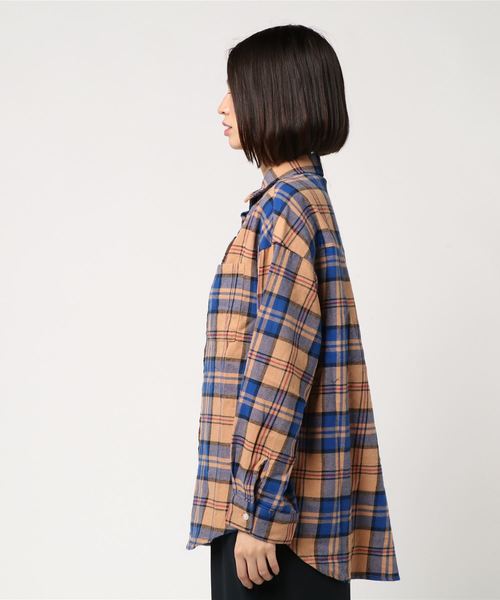 WEGO(ウィゴー)の「WEGO/ビッグネルシャツ(シャツ/ブラウス・レディース・ベージュ系その他2/グリーン系その他2/レッド系その他2・FREE)」の4枚目の写真