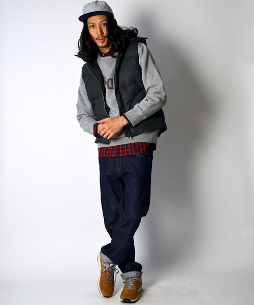 SHIPS（シップス）の「SC: RUSSEL ATHLETIC 【SHIPS別注】 プリント クルーネック/スウェット■（スウェット・メンズ・グレー/ネイビー/バーガンディー・SMALL/MEDIUM/LARGE）」の7枚目の写真