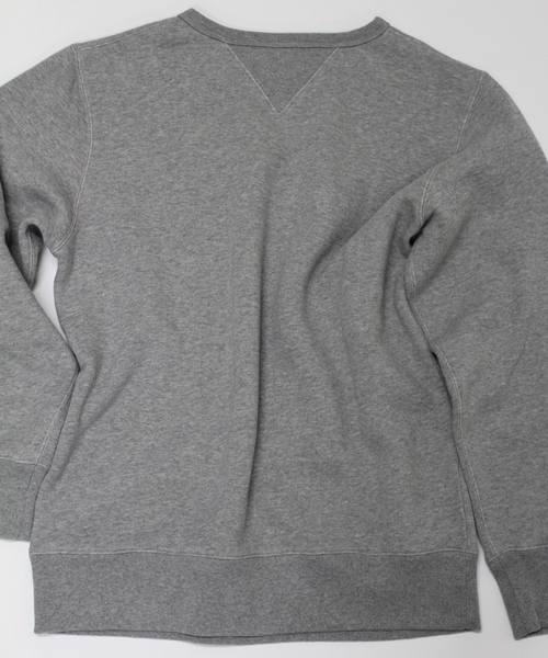 SHIPS（シップス）の「SC: RUSSEL ATHLETIC 【SHIPS別注】 プリント クルーネック/スウェット■（スウェット・メンズ・グレー/ネイビー/バーガンディー・SMALL/MEDIUM/LARGE）」の17枚目の写真