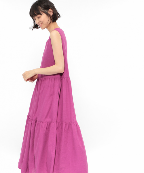 LAKOLE(ラコレ)の「【ドライタッチ】スリーブレスティアードワンピース / LAKOLE(ワンピース・レディース・ブラック/ベージュ/ピンク・SMALL/MEDIUM)」の3枚目の写真