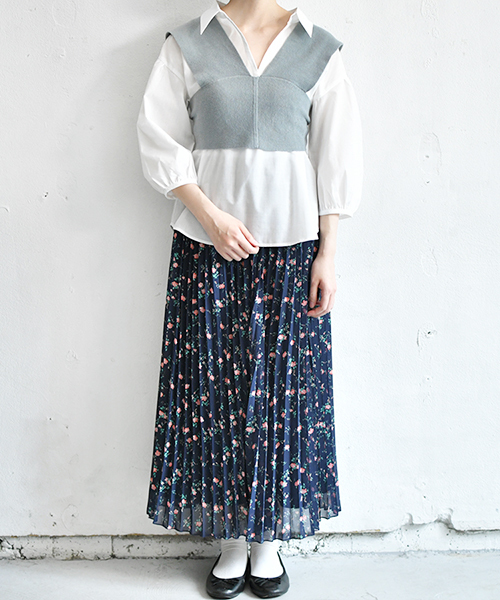 PairPair（ペアペア）の「ニットビスチェ×シャツSET（シャツ/ブラウス・レディース・ブラック/ライトグレー/ブルー・FREE）」の21枚目の写真